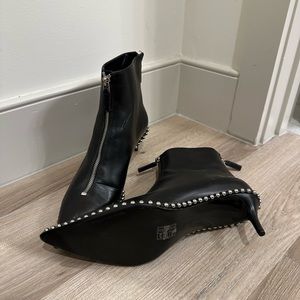 Brand new Alexander Wang Eri Low Booties